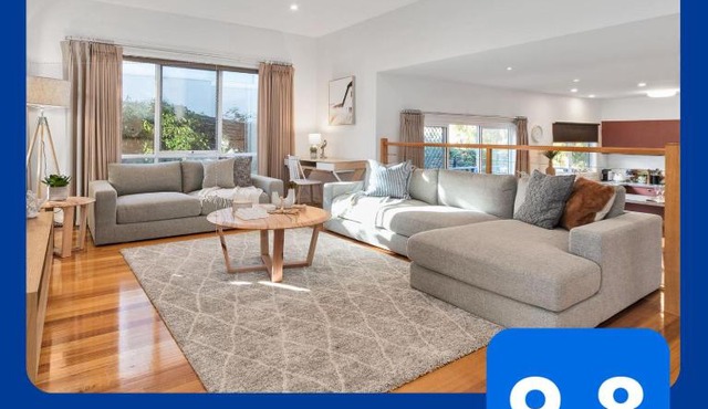 Seaford Luxe Beach House 2023 BDC Traveller award winner