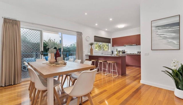 Seaford Luxe - Cosy meet luxury - Netflix- Heating