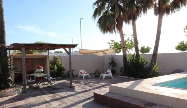 Seafront House With Pool Near Valencia