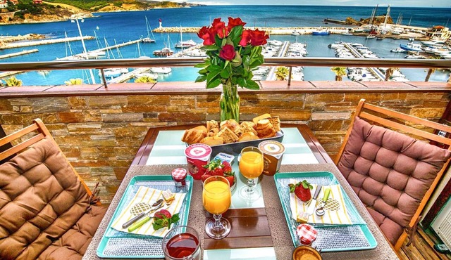 Seafront rental by Thierry Bourgait