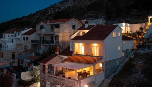 Seafront Six Bedroom Modern Villa with Pool Nancy