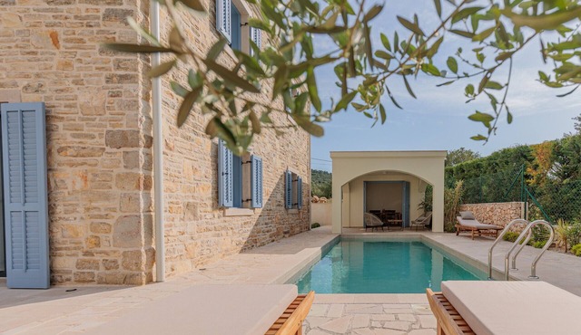 Seafront Villa Adraitica with pool