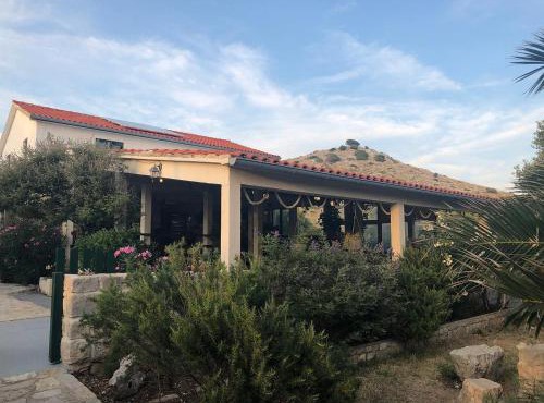 Seafront Villa in Kornati Private Terrace and Direct Beach Access