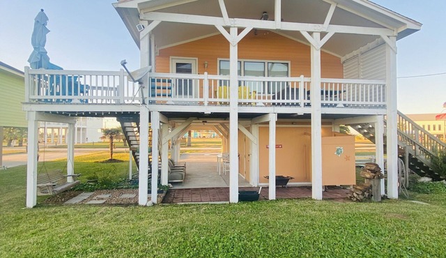 Seaglass Cottage - A wonderful place to spend time with your family and friends!