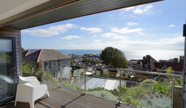 Seagrass - Dog Friendly-Hot Tub-Sea Views-Sleeps 4