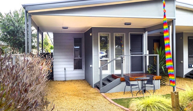 Seagrass Villas 2, n Romantic Getaway with spa.