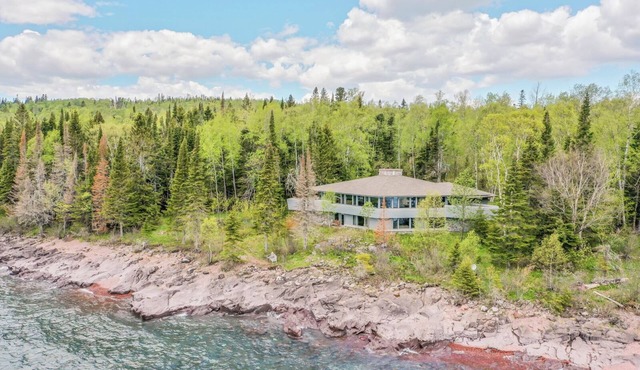 Seagull House - Lake Superior - Grand Marais, MN - Cascade Vacation Rentals