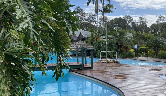 Seaheaven @ Aanuka Resort Spa Bure with Pool - Tennis - Walk to Beach