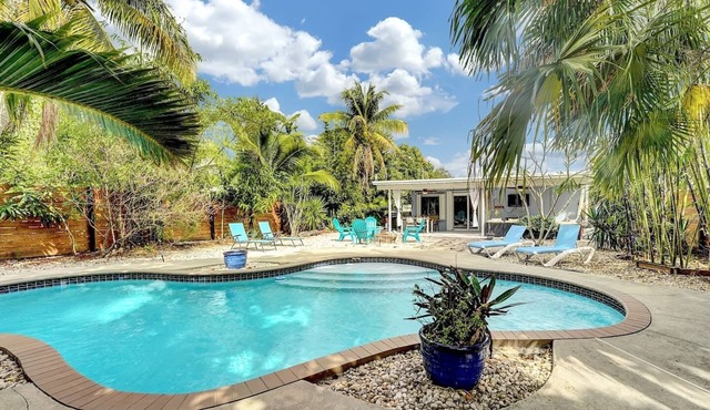 Seahorse Ranch| 3BR Heated Pool | Home near Beach