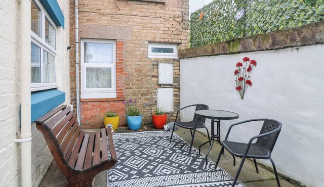 SEAL COTTAGE, pet friendly, country holiday cottage in Eyemouth