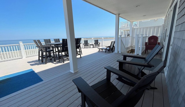 Seal Lovers delight 4-bedroom house with AC and WiFi in Marshfield