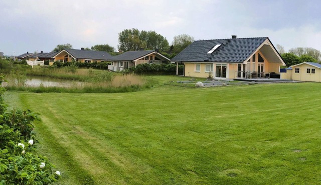 Sealect-Hus 5 direkt an der Nordsee nahe St. Peter Ording - mit Sauna, Whirlpool und Kamin in Wesselburenerkoog