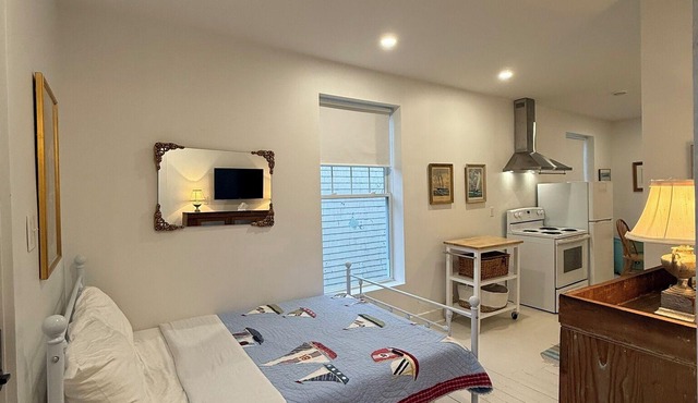 Seapearl Studio: Cozy Coastal Retreat in the Heart of Chester