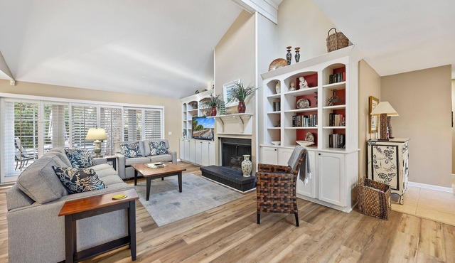 SeaPines, Walk to your own piece of the beach, Private pool, Pet friendly