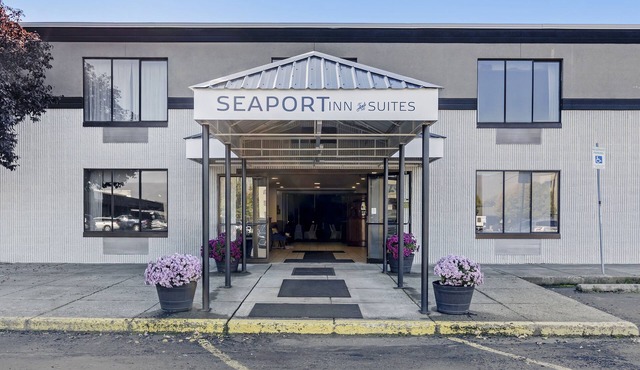 Seaport Inn and Suites