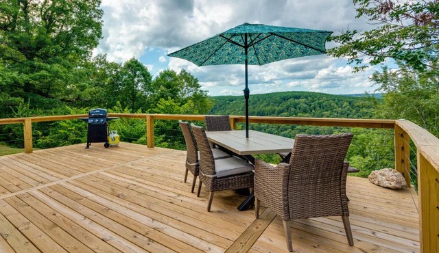 Searcy Vacation Rental with Deck and Water Views!