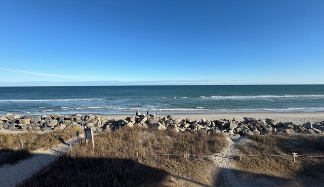 Seas the Day! Best Oceanfront Views, Your Home Away From Home 2bd/2ba