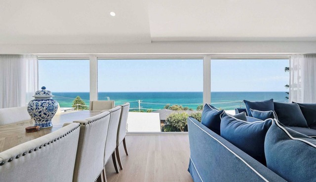 Seascape by Coast Hosting