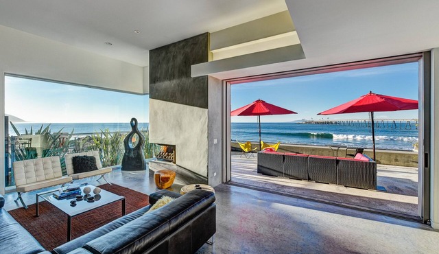 Seascape - Oceanfront Splendor in Mussel Shoals