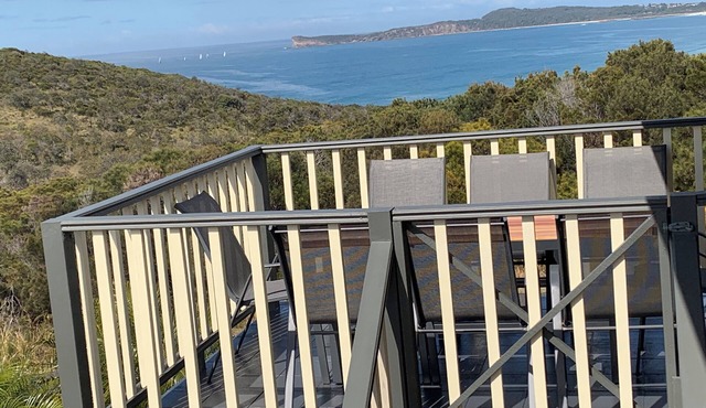 Seascape retreat at Bonny Hills! Family sized house with amazing ocean views.