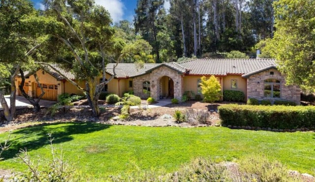 Seascape Uplands Villa -5 min To Beach!