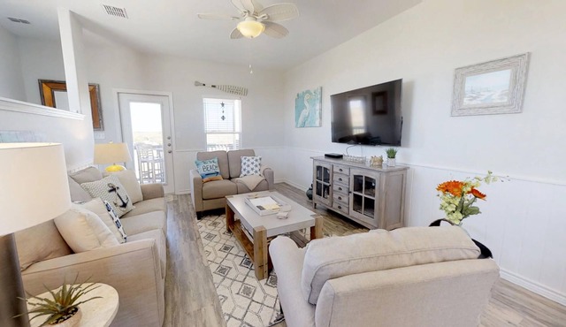 Seashell Beach - 14902