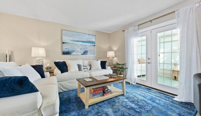 Seashell Retreat/Stylish & Spacious/1 Blk to Beach