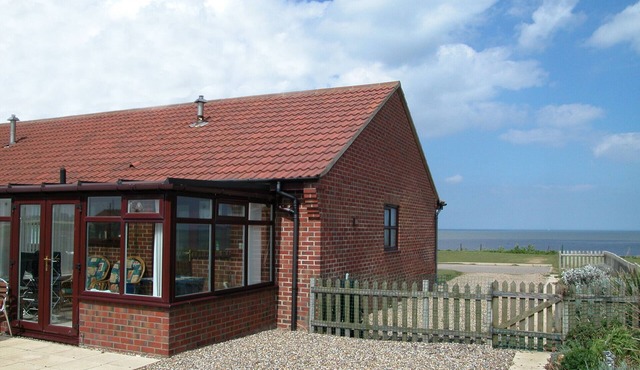 Seashells - One Bedroom House, Sleeps 2