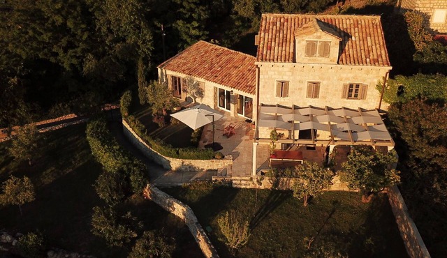 Seaside 5 stars villa