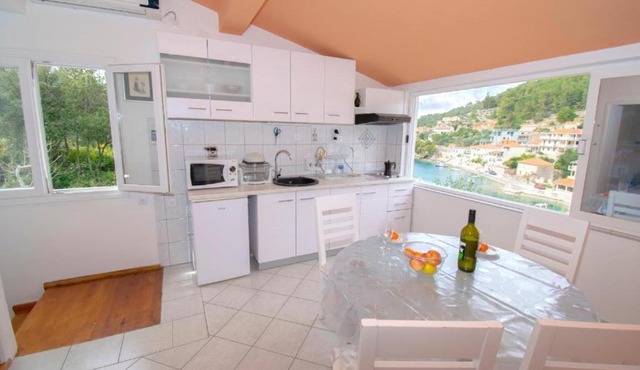Seaside apartment Nino Gršćica Prižba