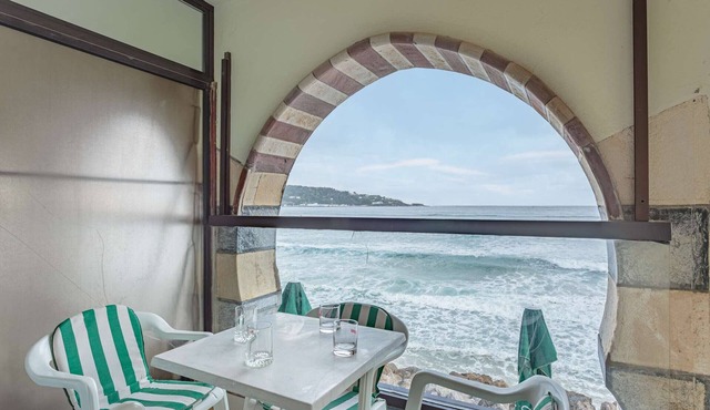 Seaside Apartment with Parking in Hendaye