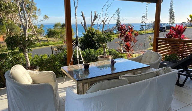 Seaside at Bartlett - beach front home