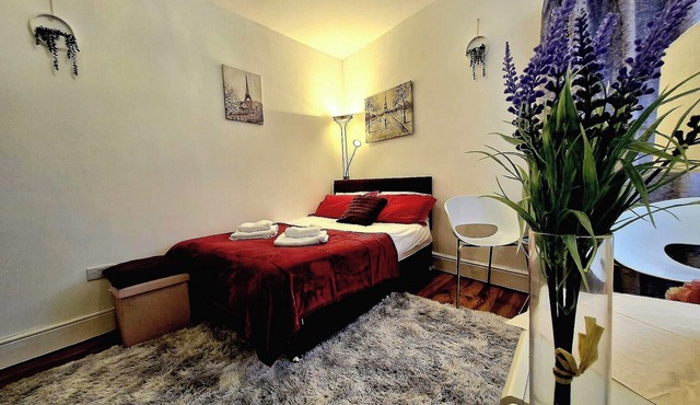 Seaside Bliss Apartment for Style and Comfort