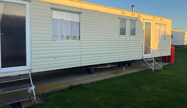 Seaside Bliss Retreat in heart of isle of sheppy