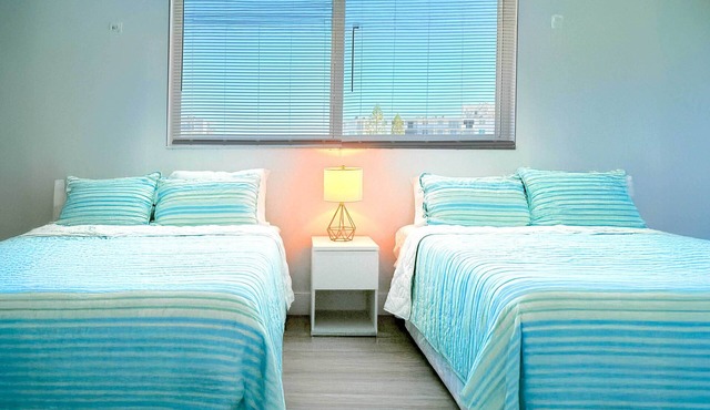 Seaside Breeze, New Clean Views