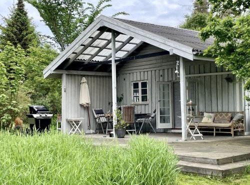 Seaside Cabin With Ocean View In Odsherred