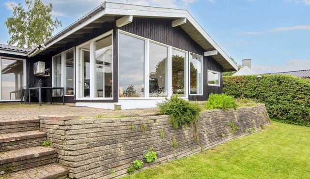Seaside Charm with Views - By Traum Ferienwohnungen