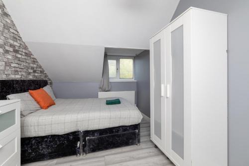 Seaside coastal rooms