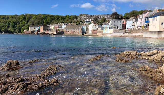 Seaside cottage in heart of picturesque village by the coast path and beaches