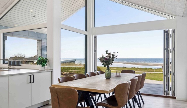 Seaside cottage with a stunning view