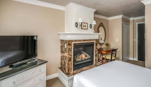 Seaside Escape Near Haystack Rock – Quick Walk! Free Parking!