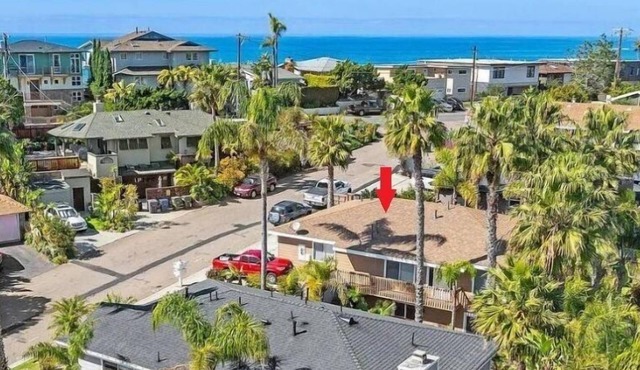 Seaside Escape + Walk to Encinitas Beach + Wifi + Free Parking