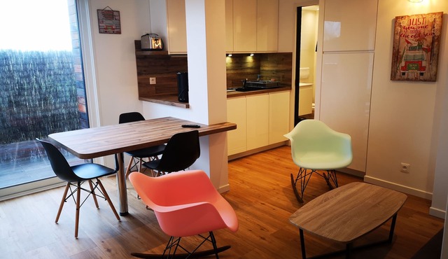 Seaside garden apartment 20 metres from the beach