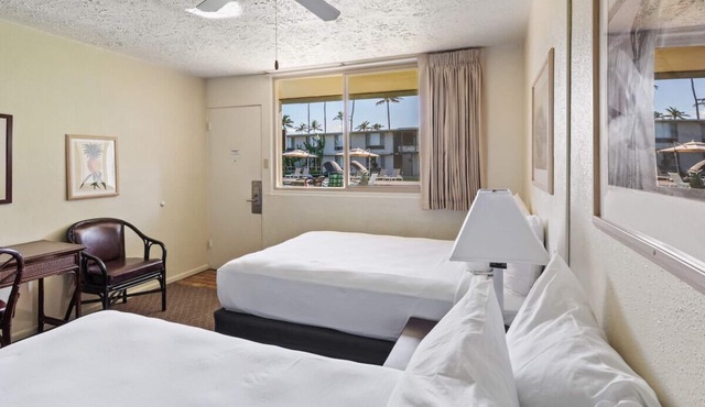 Seaside Gem! 4 Pet-Friendly Units, Minutes to Maui Tropical Plantation!