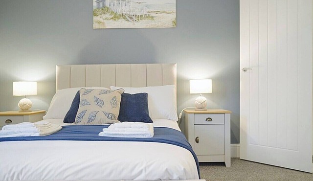 Seaside Haven on Newcomen Grove: Redcar Retreat