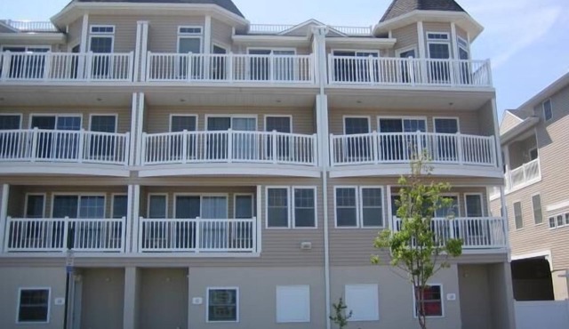 Seaside Heights, NJ - Home is 1 block from Beach - 25 or Older to Rent -