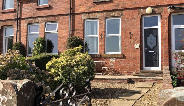 Seaside holiday cottage on Solway Coast, Dumfries & Galloway