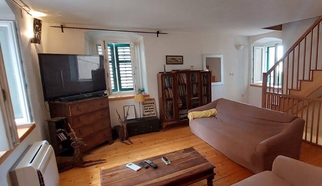 Seaside holiday house Šibenik (K-23990)
