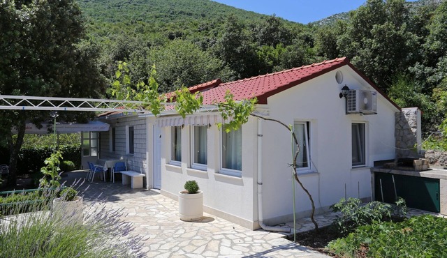 Seaside holiday house Cove Velika Prapratna, Pelješac (K-9486)