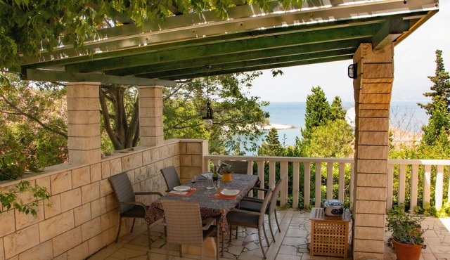 Seaside holiday house Splitska, Brač (K-5668)